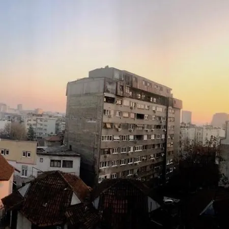 1br Flat In Heart Of With Panoramic View *