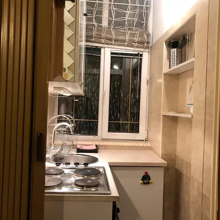 アパート 1br Flat In Heart Of With Panoramic View ベオグラード